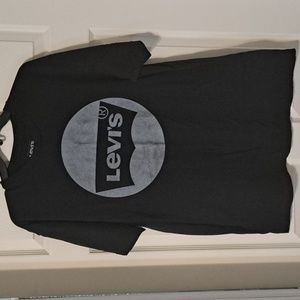 Men's Black Levi's T-shirt